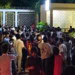 जामिया मिलिया इस्लामिया में आधी रात को सड़क पर उतरीं छात्राएं, मेस के खाने में कीड़े मिलने का आरोप