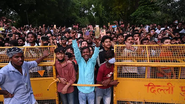 cec-gyanesh-kumar-protest-delhi-mumbai