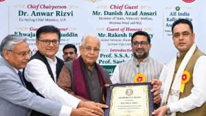 संगम फाउंडेशन का 11वां ‘अवध रत्न पुरस्कार’ समारोह संपन्न: प्रो. शाहिद अख्तर समेत 7 हस्तियां सम्मानित, राष्ट्रीय मुस्लिम मंच के मजाहिर खान ने दी मुबारकबाद 6 11th-awadh-ratna-awards-2026-winners-list